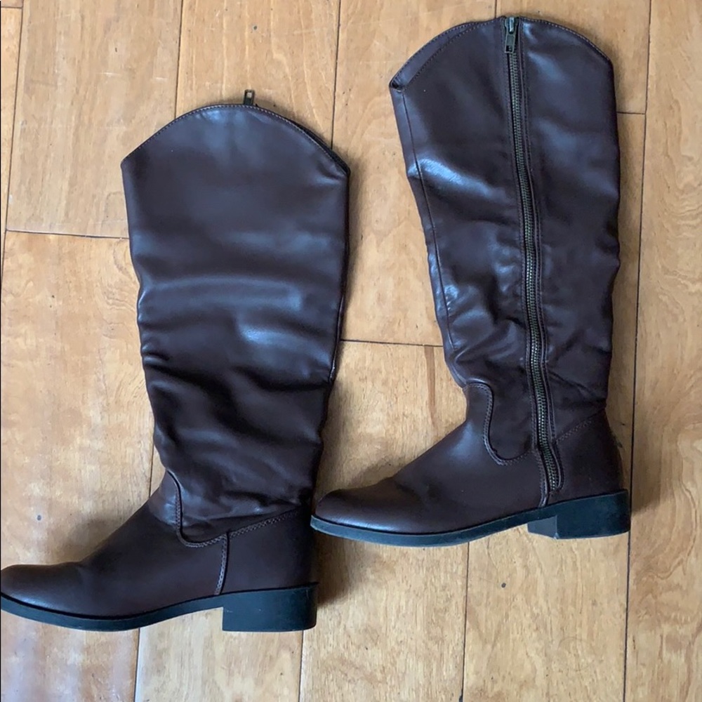 Dark brown tall boots